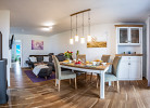 Wohn- Esszimmer mit Kamin