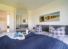 Masterbedroom mit TV